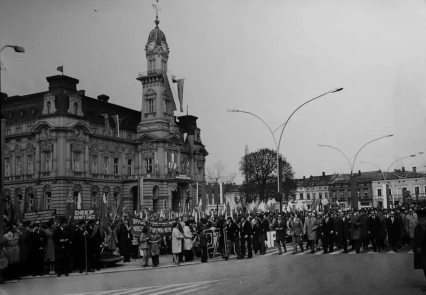 Obchody 1 Maja w PRL