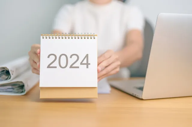 Sierpień 2024 – dni wolne, godziny pracy