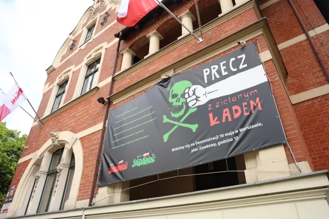 Władze Gdańska karzą "Solidarność" za baner. Niebagatelna kwota