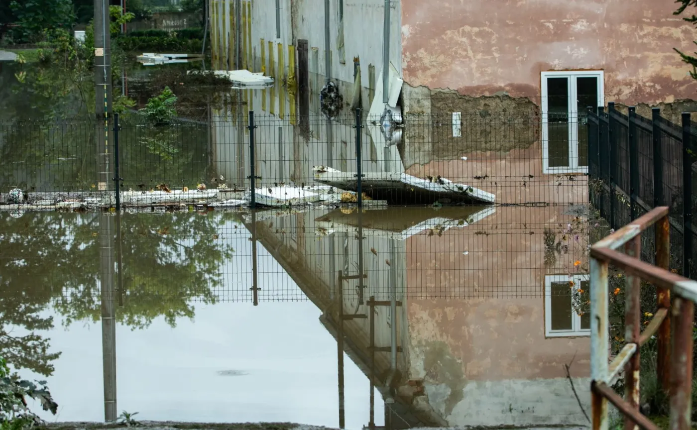 Miliard złotych na powódź – czy to wystarczy? Przewidywania strat i zmiany klimatyczne