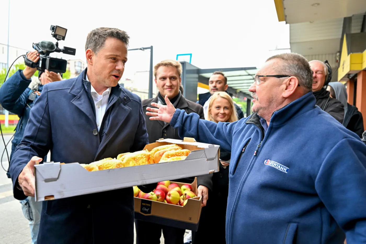 Wybory prezydenckie 2025. Trzaskowski od rana zabiega o wyborców