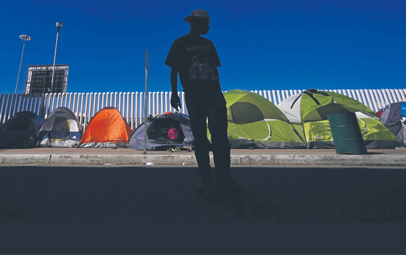 Migranci uwierzyli Joemu Bidenowi