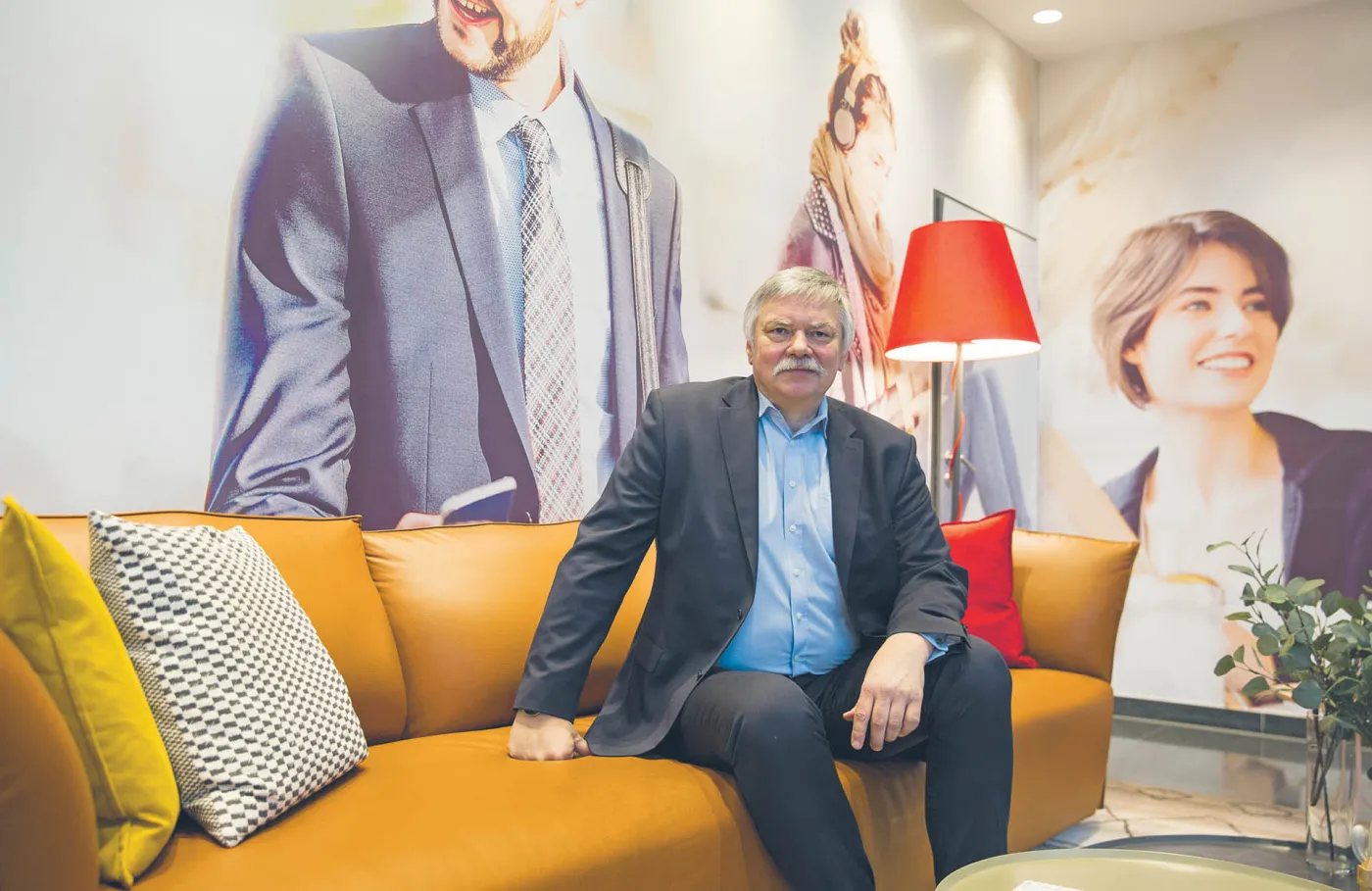 Jacek Pacholczyk, dyrektor regionalny firmy Micro Focus