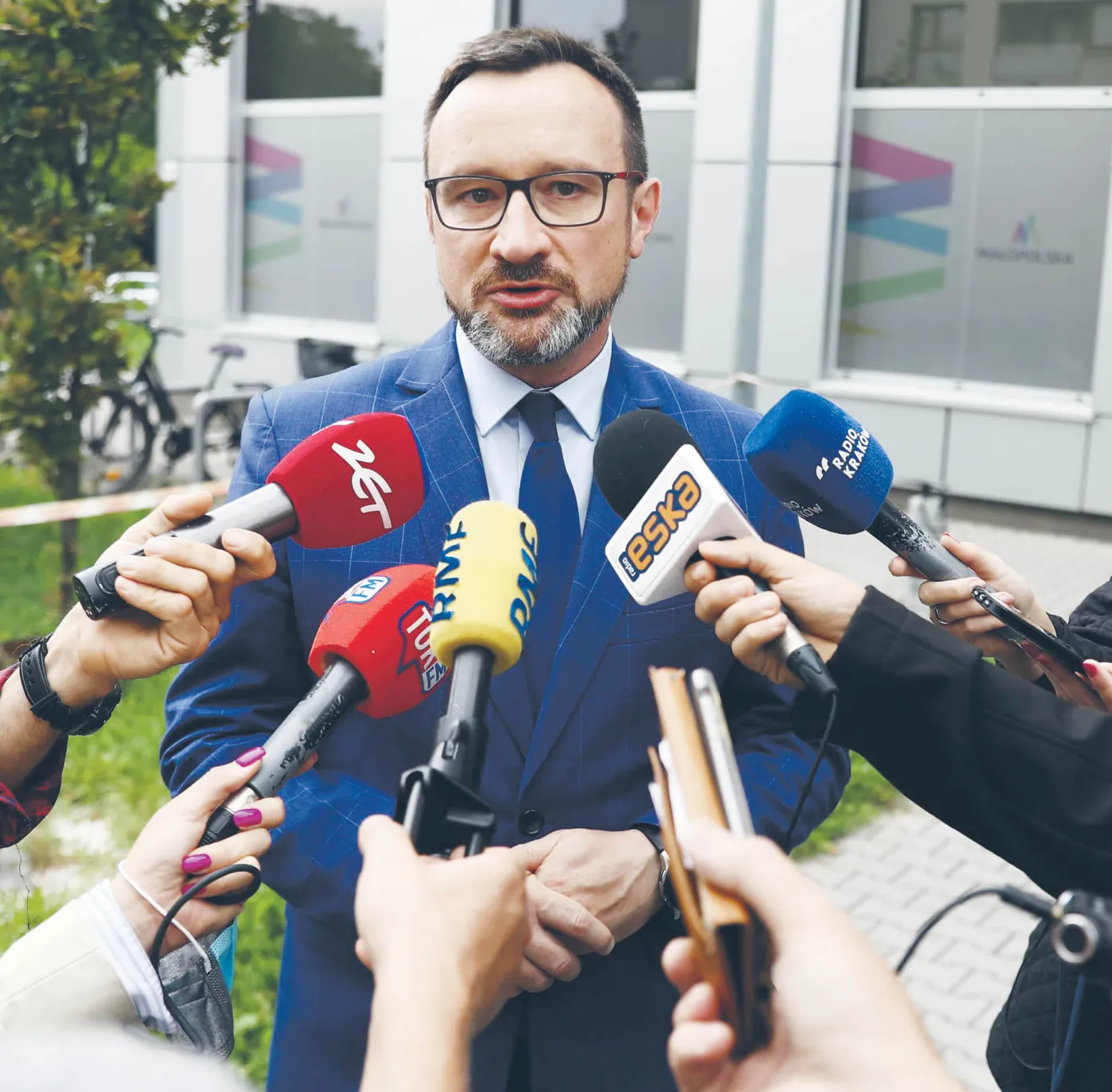 Kosztowna walka z „ideologią LGBT”