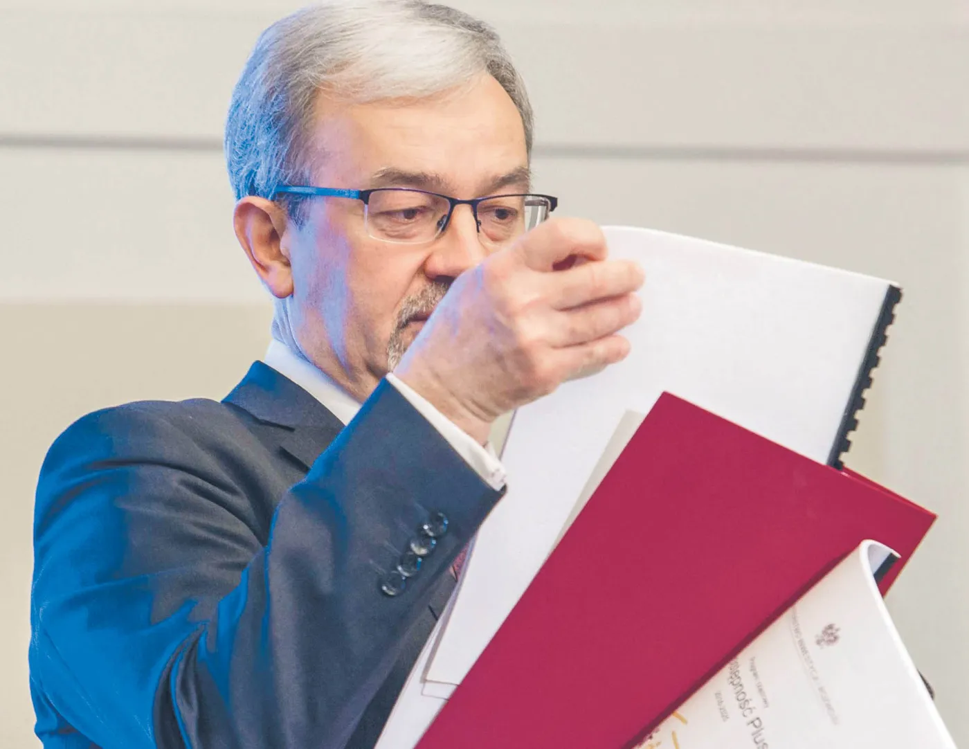 Trzy warianty dla resortu finansów