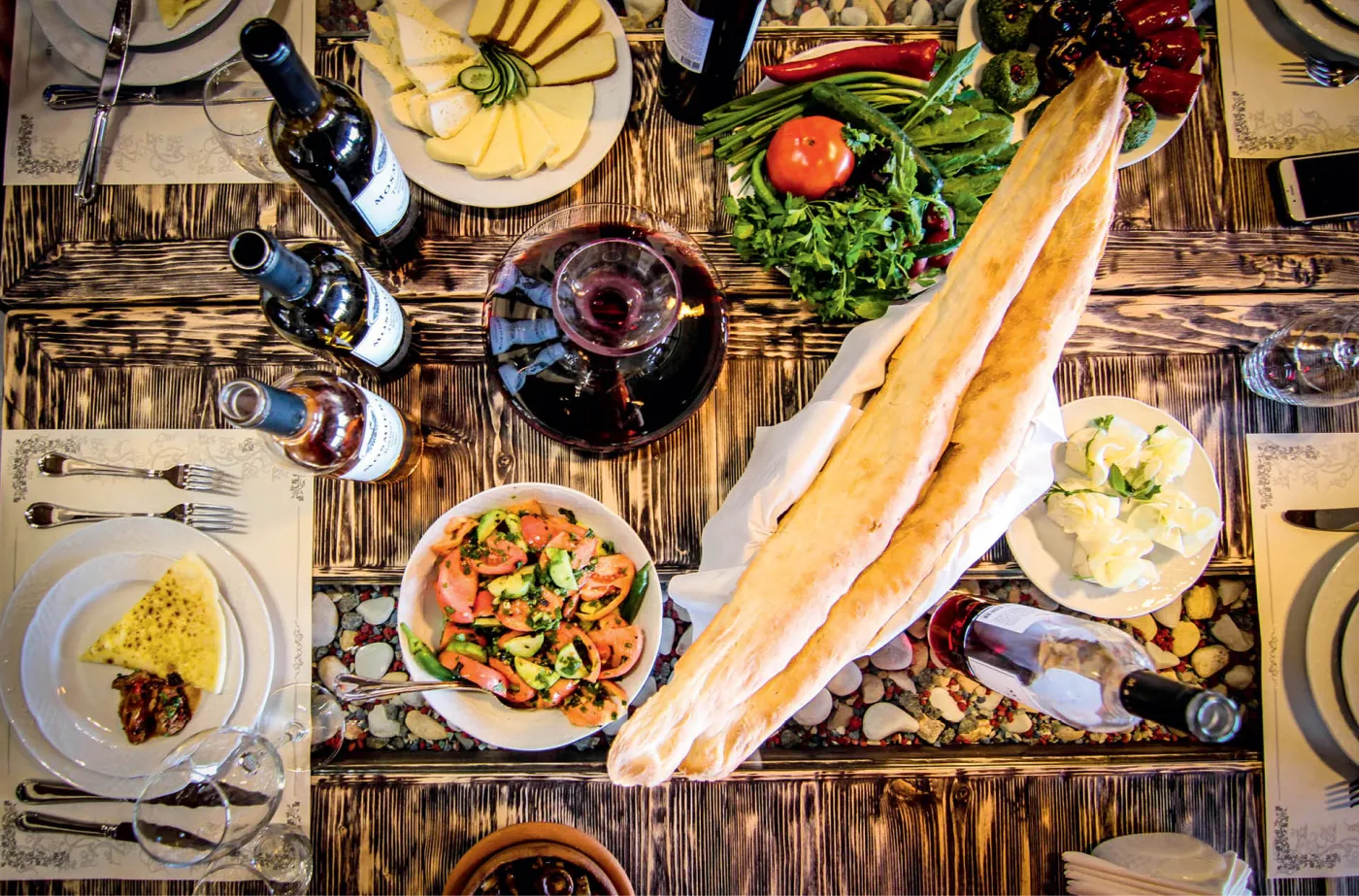 Wina w barwie bursztynu