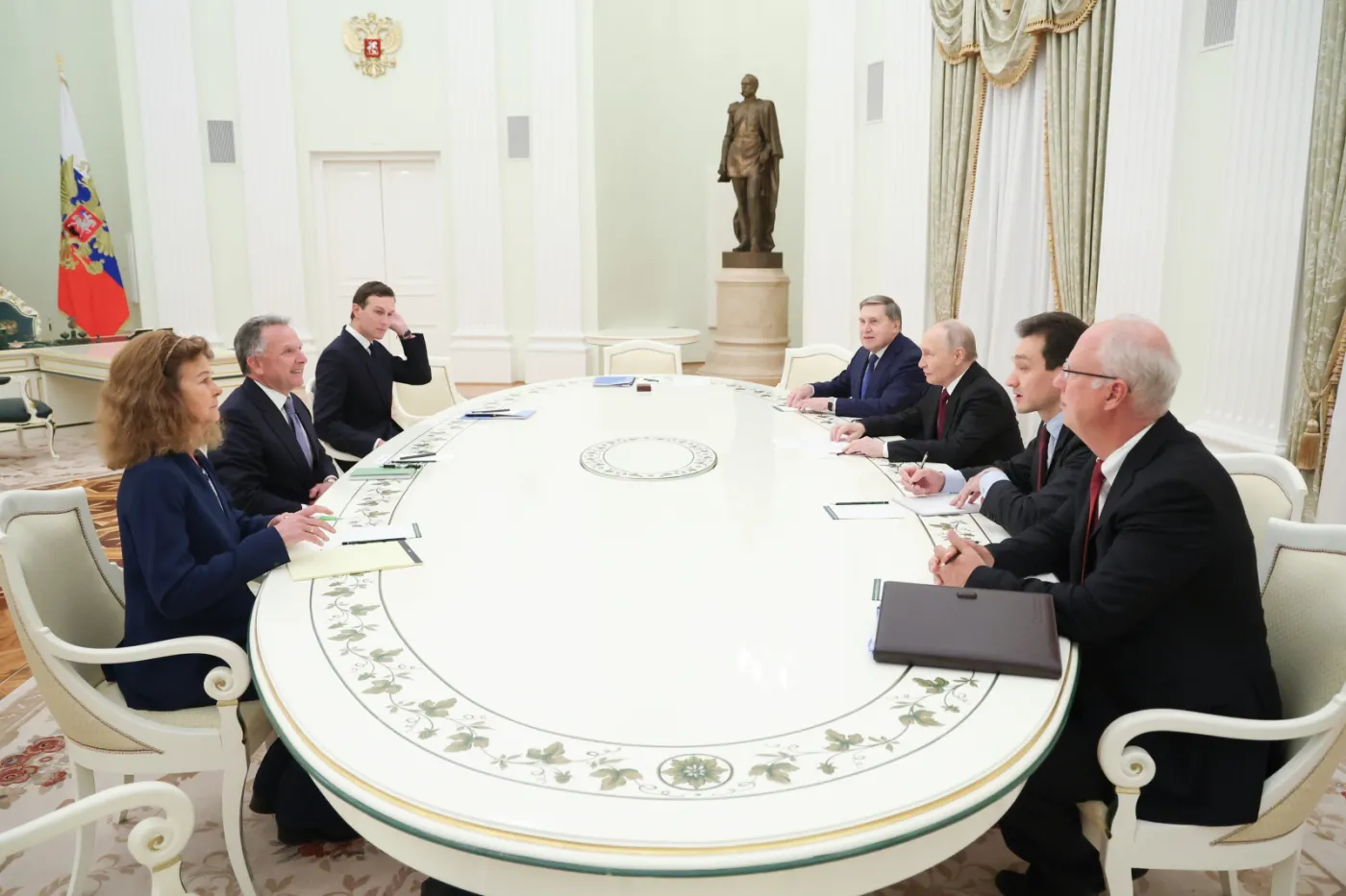 Ruszyły rozmowy Putina z Witkoffem i Kushnerem. Rosyjski przywódca deklaruje, że nie chce wojny z Europą, ale "jest gotowy walczyć choćby zaraz"