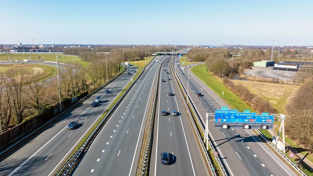 Ruch na drogach rośnie nierówno. Najgorzej jest w rejonie największych miast