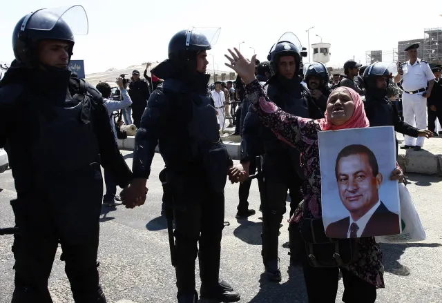 Wojsko obaliło prezydenta Egiptu. Mohammed Mursi "nie przyjmuje tego do wiadomości"