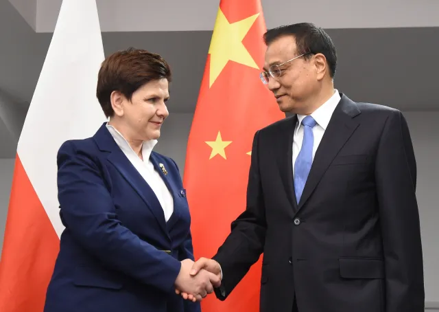 Łotwa: Premier Beata Szydło rozmawiała z premierami Chin, Łotwy i Serbii