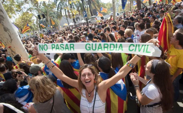 KE: Sytuacja w Katalonii wewnętrzną sprawą Hiszpanii