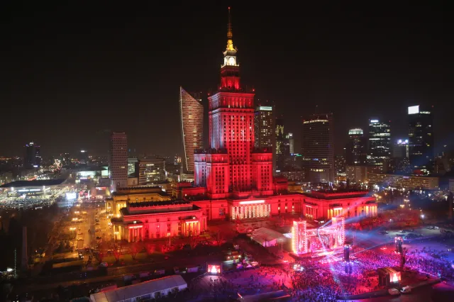 Sylwester w Polsce. Prawie dwa tysiące interwencji, ponad tysiąc pożarów