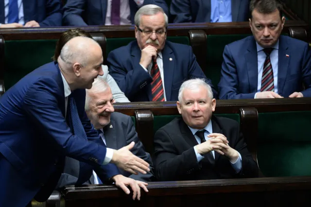 Brudziński: Regulamin Sejmu wymaga korekt, które uniemożliwią m.in. blokowanie mównicy