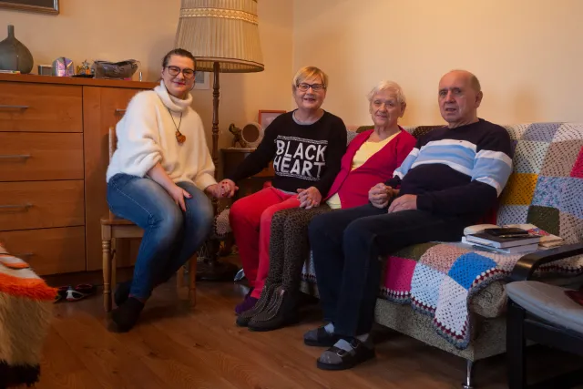 Państwo niegotowe na starość. Opieka nad seniorami w naszym kraju to czarna dziura [WYWIAD]