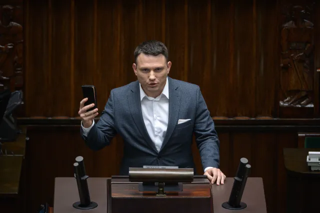 Mentzen w Sejmie: Poprzemy wniosek o komisję śledczą ds. Pegasusa; ta sprawa jest hańbą dla całego PiS-u