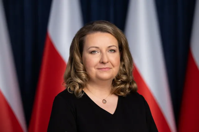 Paprocka o komunikacie MSZ: Ambasadorów powołuje i odwołuje prezydent