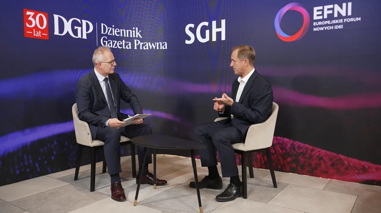 Cyfryzacja napędza gospodarkę, potrzebna stabilizacja prawa