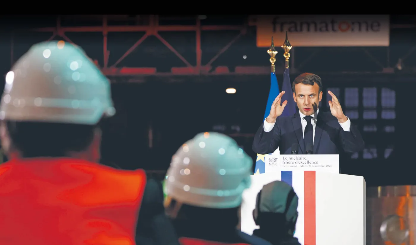 Francja wchodzi do atomowej gry