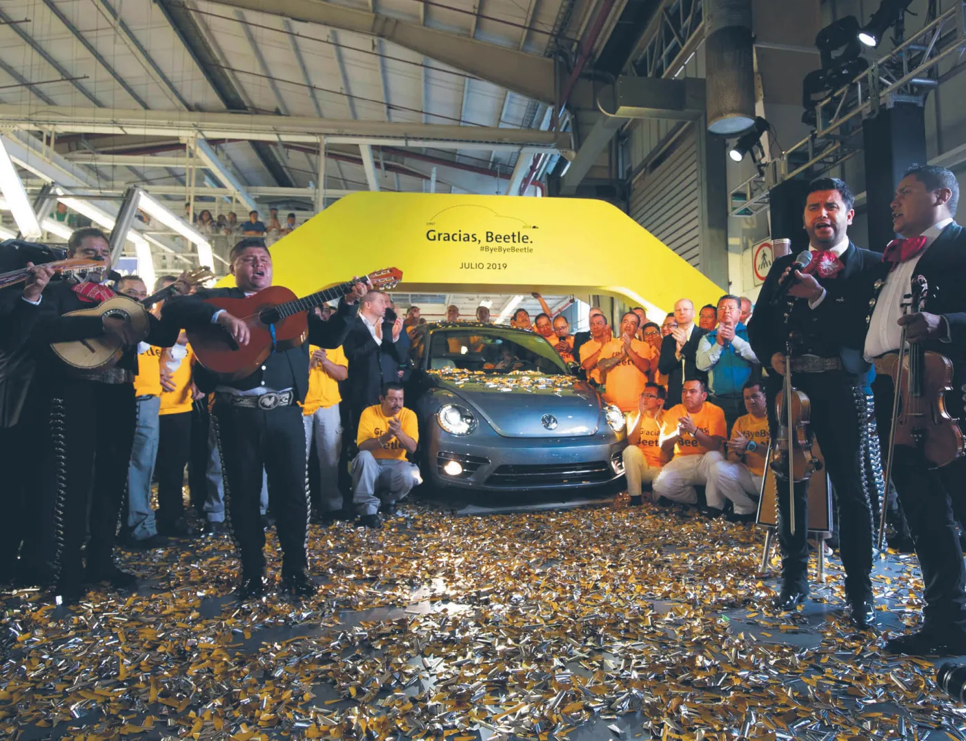 Nissan w zapaści, inni z problemami