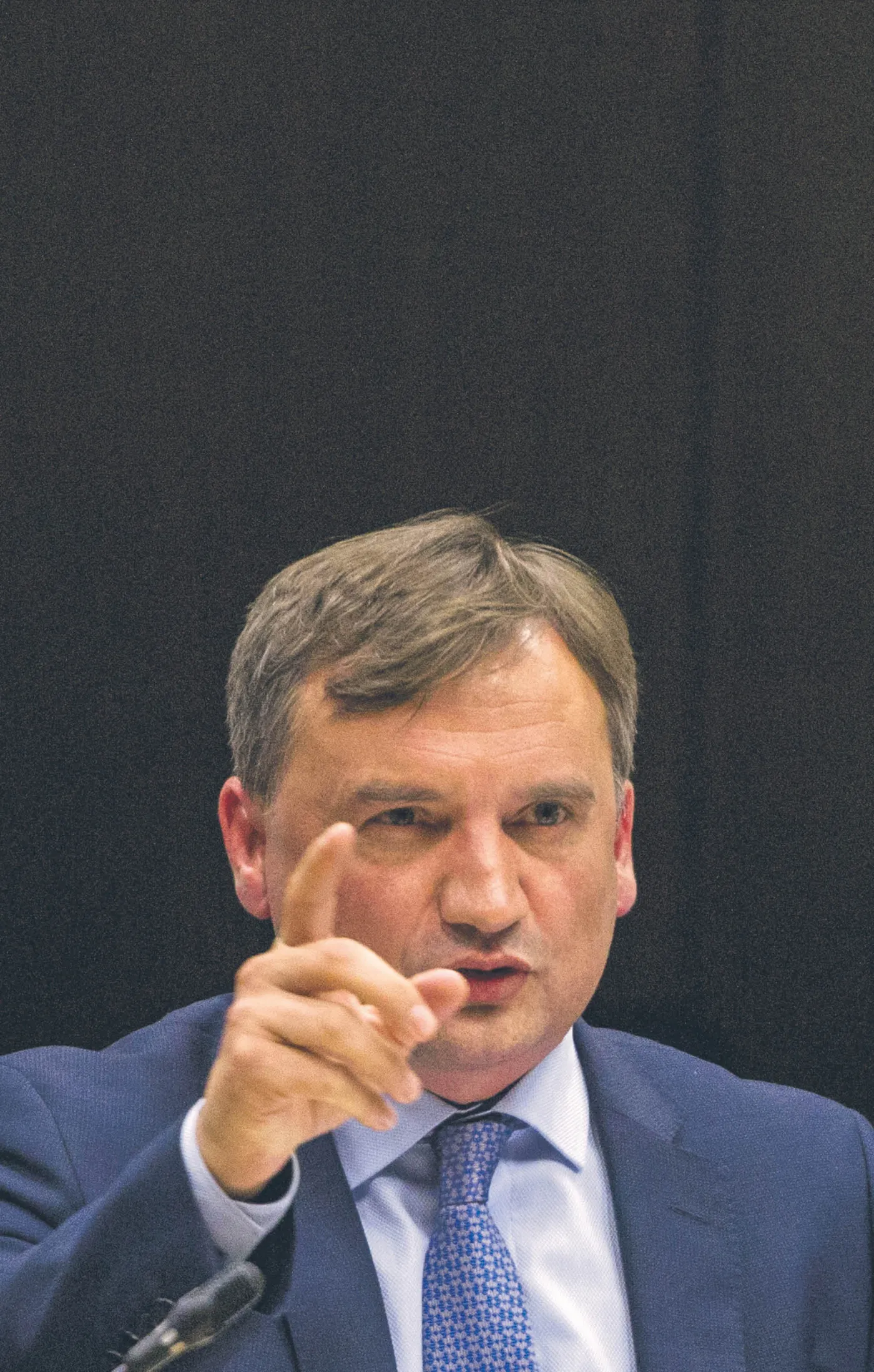 Ziobro otwiera plastikowy front w wojnie z Unią