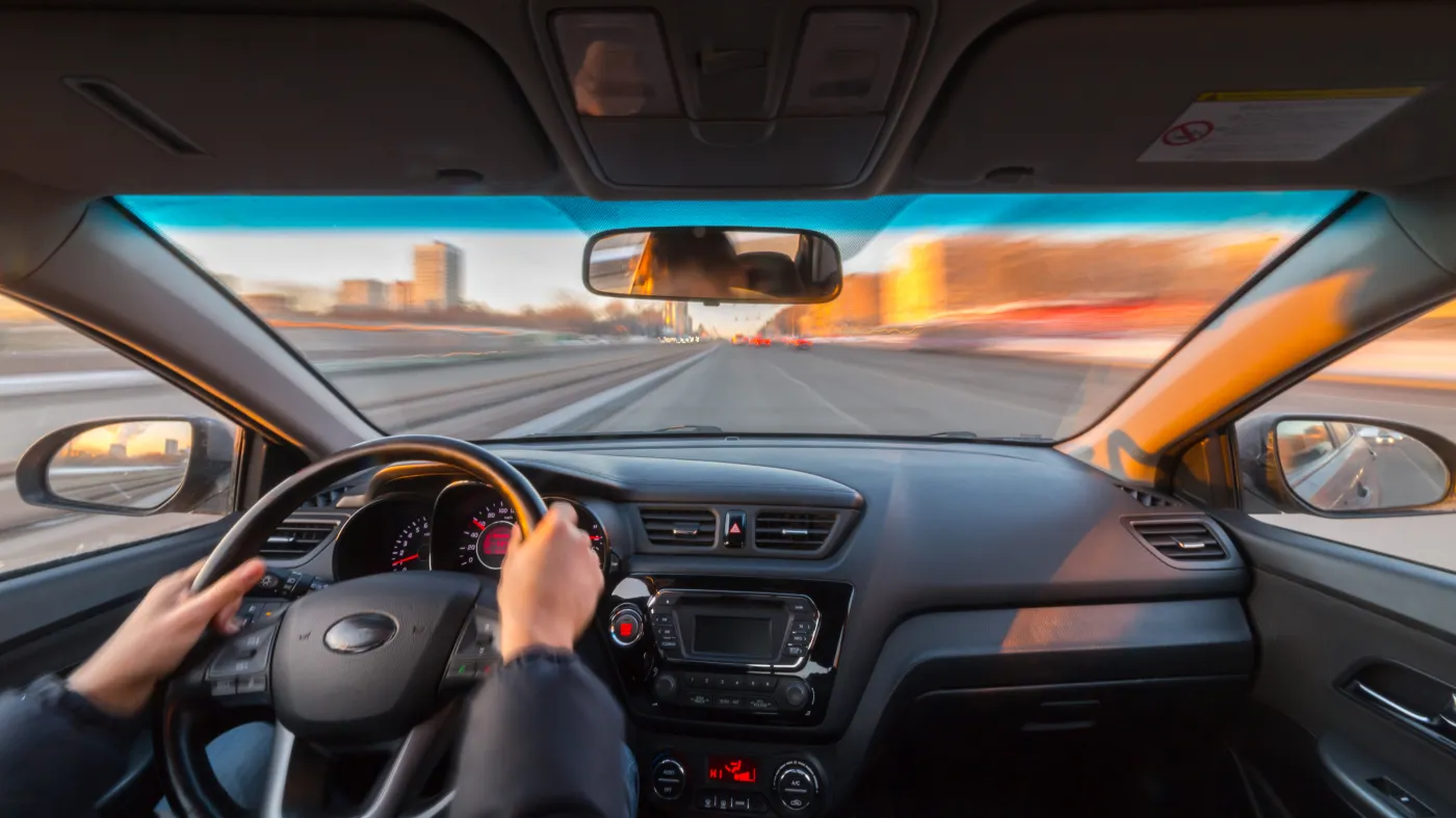 samochód, miasto, prędkość