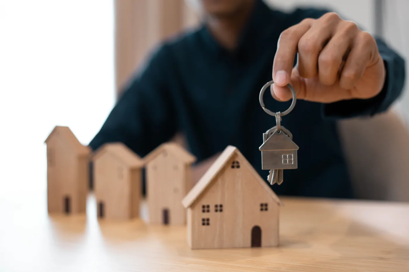 Powtórna regulacja zawodów zarządcy i pośrednika. 100 tys. osób straci pracę?