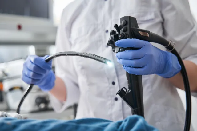 Gastroskopia wcale nie musi boleć. Ten jeden szczegół na skierowaniu zmienia wszystko