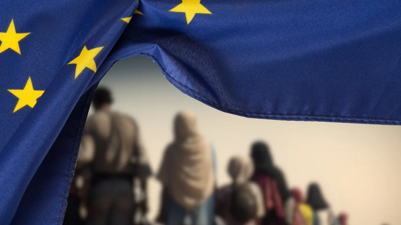 Wchodzi pakt migracyjny UE. Zmiany w azylu i spór o wdrożenie w Polsce