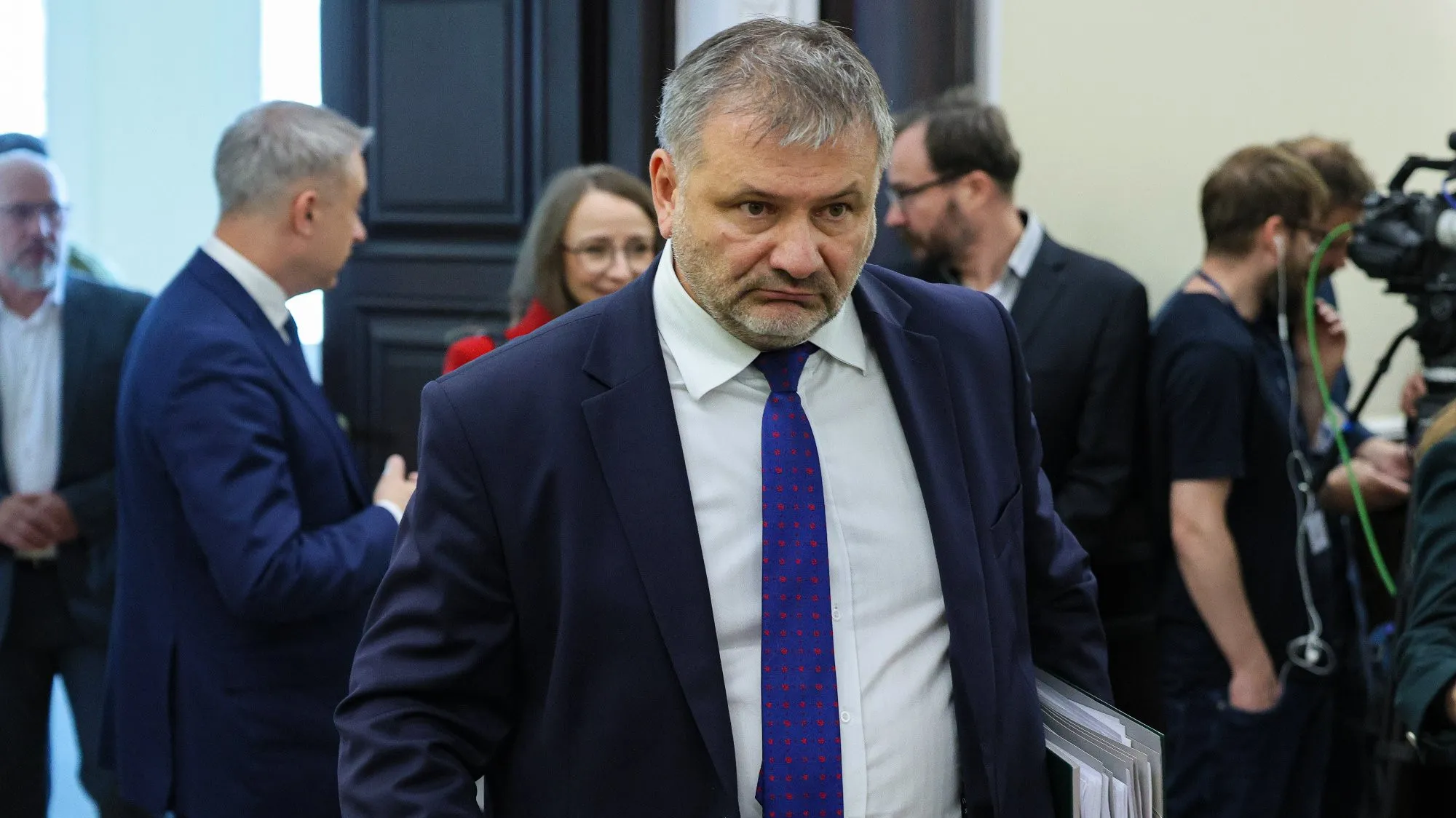Żurek odsuniął sędziego Piebiaka. Spór o status w KRS