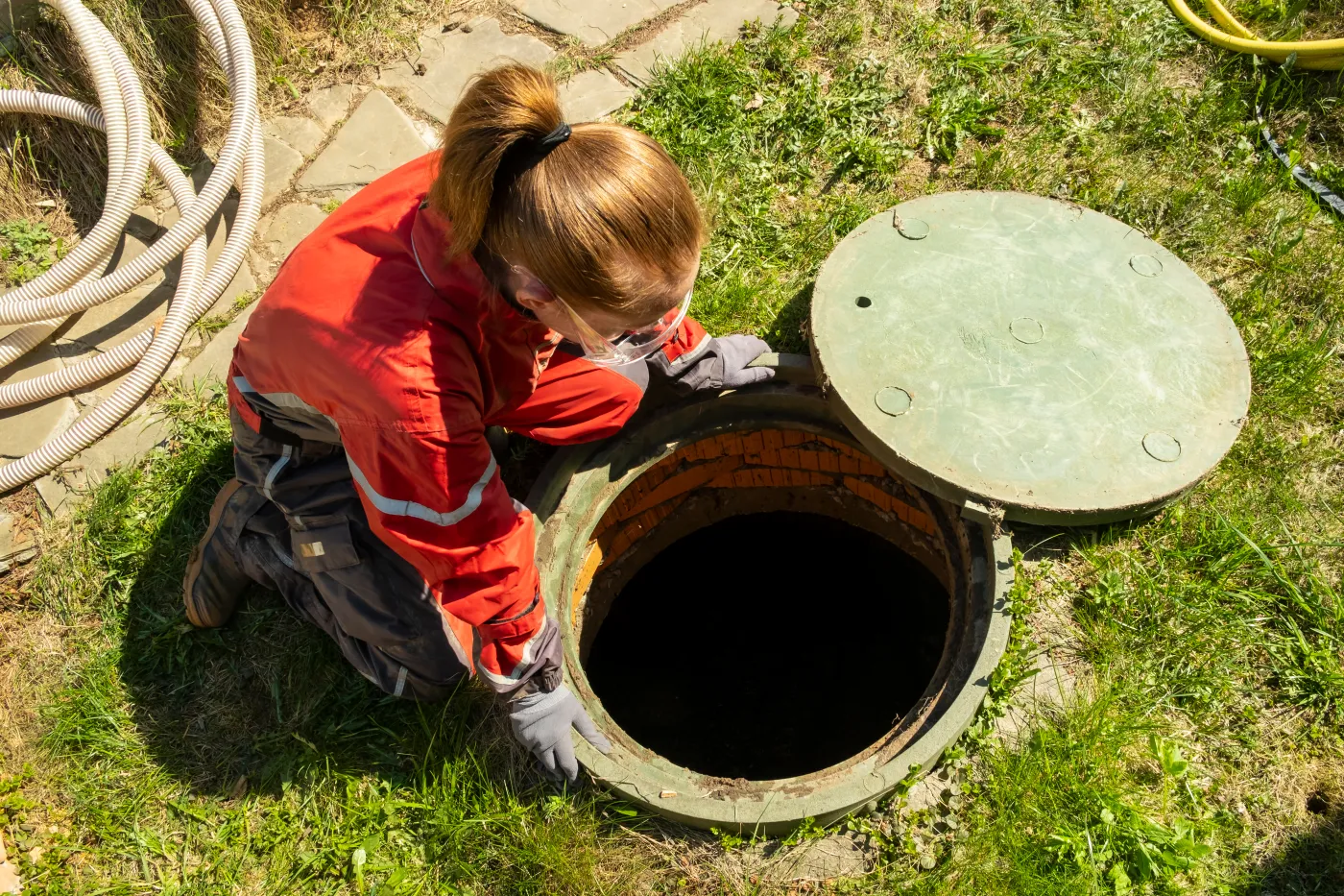 Kontrola szamb, oczyszczalni ścieków i instalacji sanitarnych