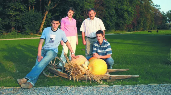 Miodowe imperium podbija rynek