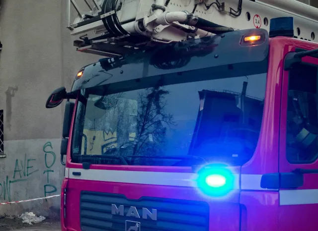 Świętokrzyskie: 25 osób ewakuowanych po pożarze wielorodzinnego budynku