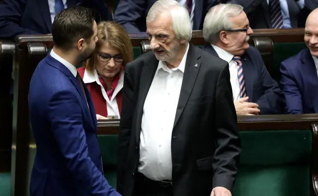 Zmiany w rządzie PiS coraz bliżej. Znamy termin rekonstrukcji