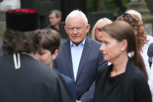 Leszek Miller kieruje pozew sądowy przeciwko "Faktowi"