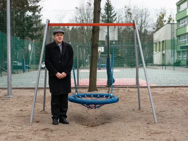 Ks. Kobyliński: Kard. Dziwisz wiedział o pedofilii w Kościele od połowy lat 80 [WYWIAD RIGAMONTI]