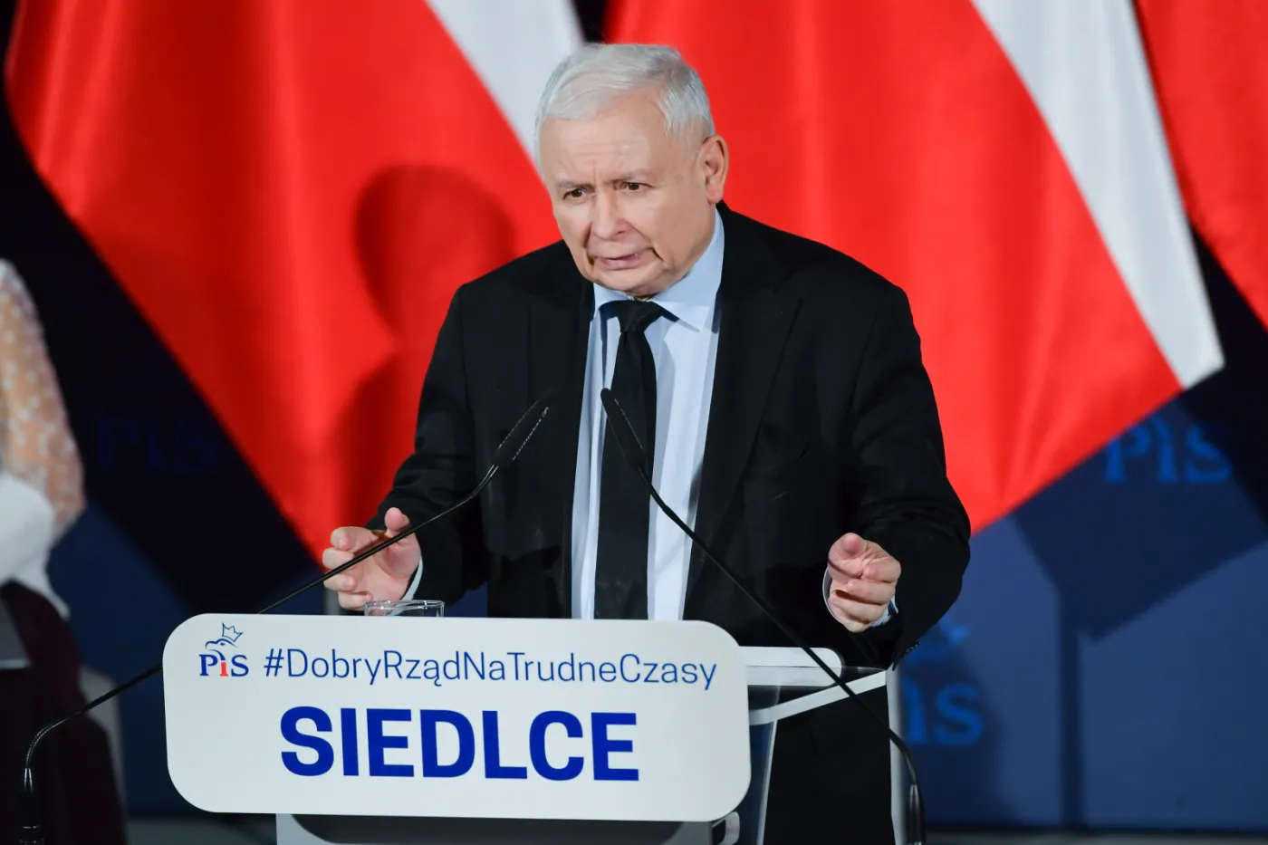 Kaczyński: Przygotowujemy obniżkę opłat za energię dla instytucji samorządowych i rządowych