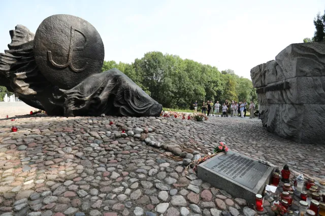 Niemieckie MSZ przekazało 200 tys. euro na działalność Izby Pamięci przy Cmentarzu Powstańców Warszawy