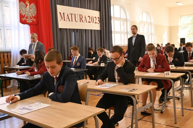 Matura 2023: Matematyka, poziom podstawowy i rozszerzony, formuła 2015 i 2023 [WSZYSTKIE ODPOWIEDZI]