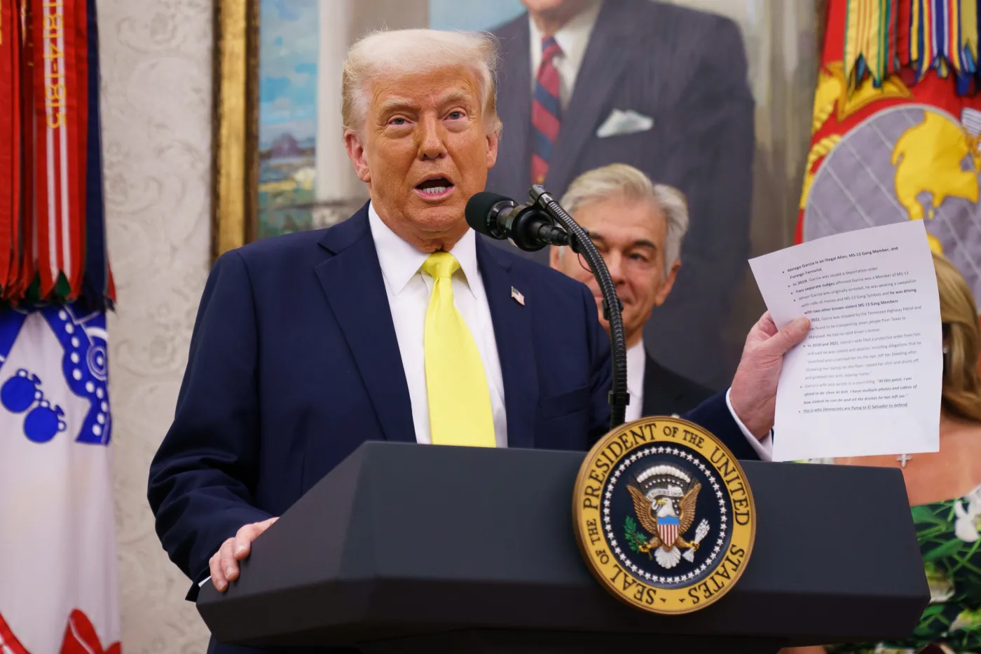 Trump czeka na odpowiedź Kijowa ws. Krymu, NATO i elektrowni w Czarnobylu