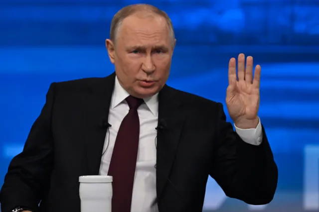 Putin chce tymczasowego rządu na Ukrainie. Kijów: "To absurd"