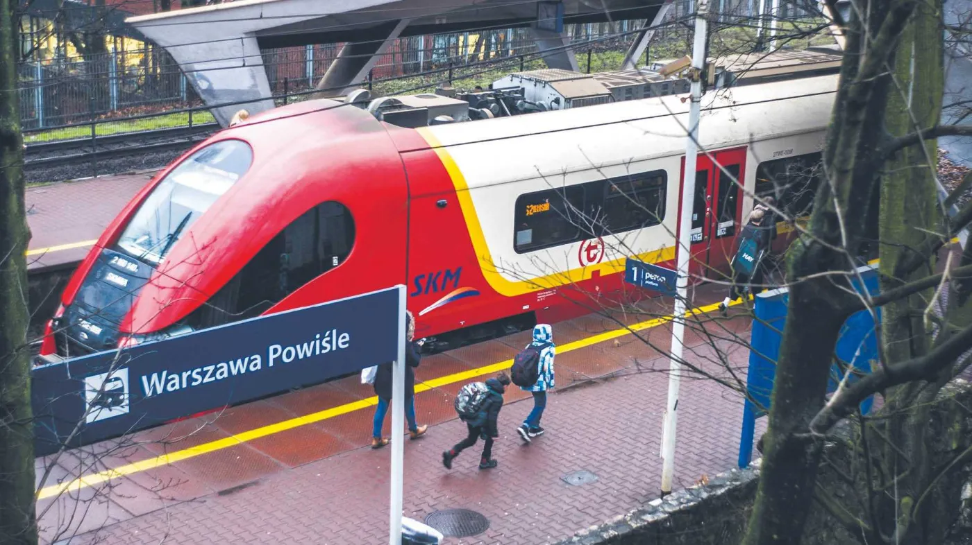 Trzeba w końcu zintegrować kolej z autobusami