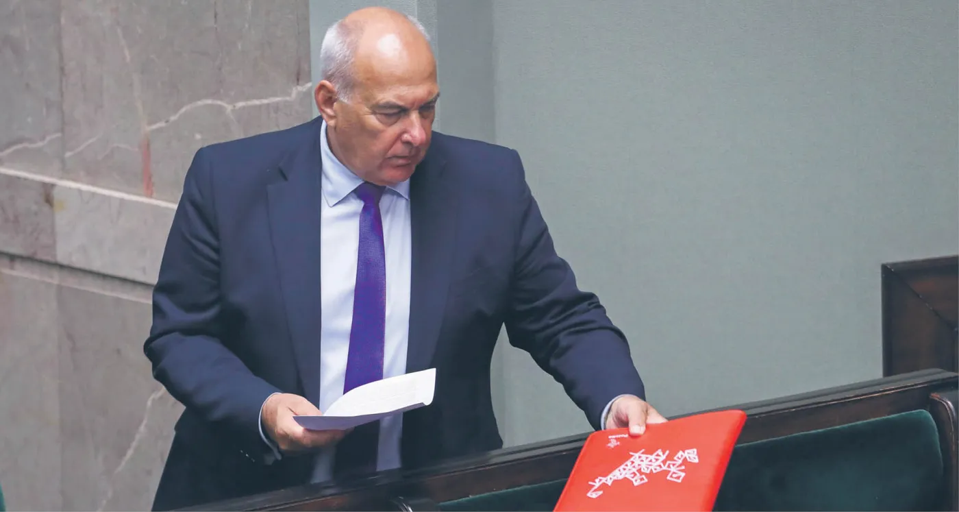 Rząd robi krok do tyłu