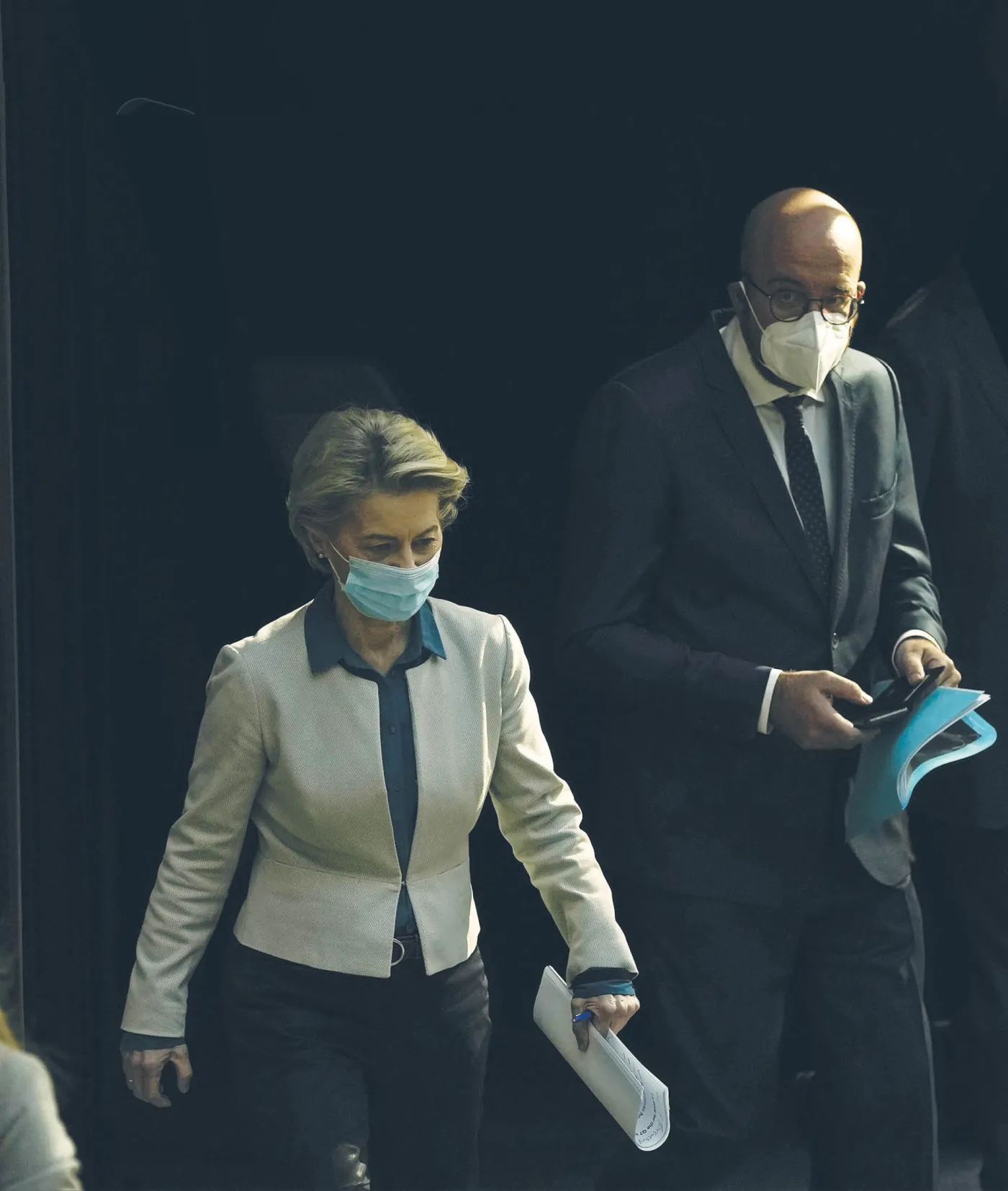 Bez Trumpa lepiej. Ale też bez fajerwerków