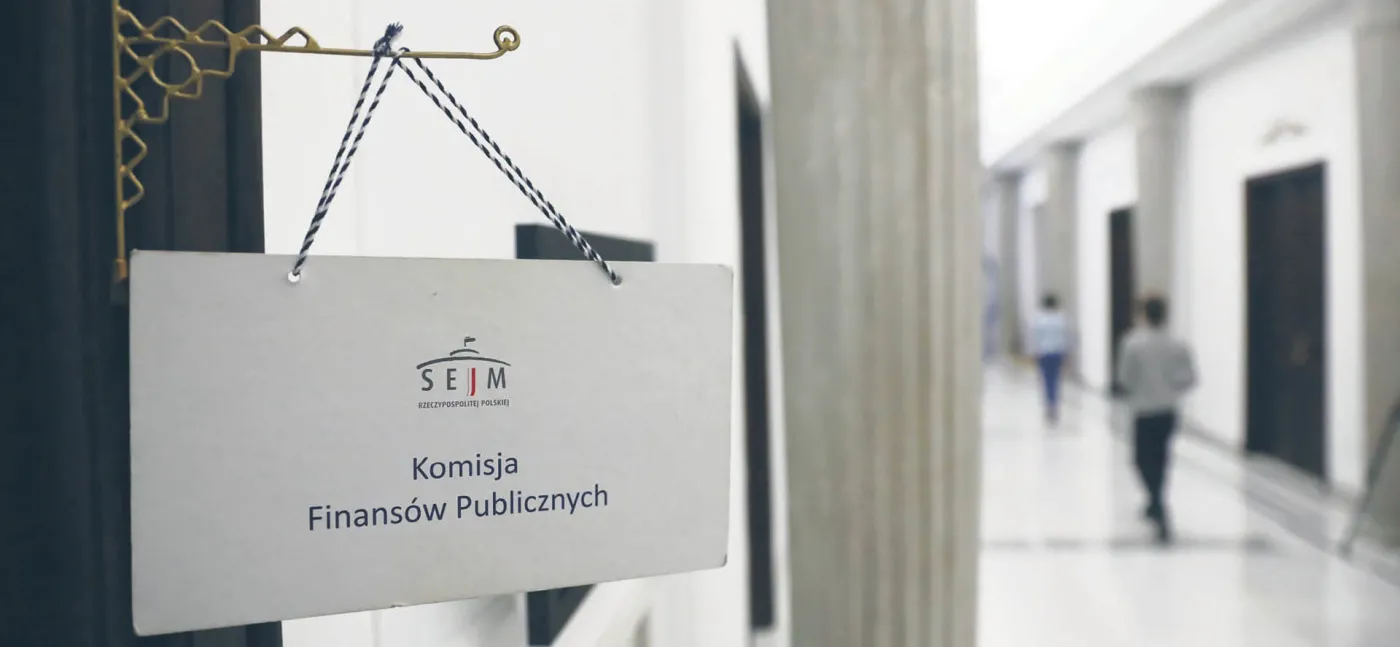 Rządowi bardzo się śpieszyło więc posłowie postanowili złamać konstytucję