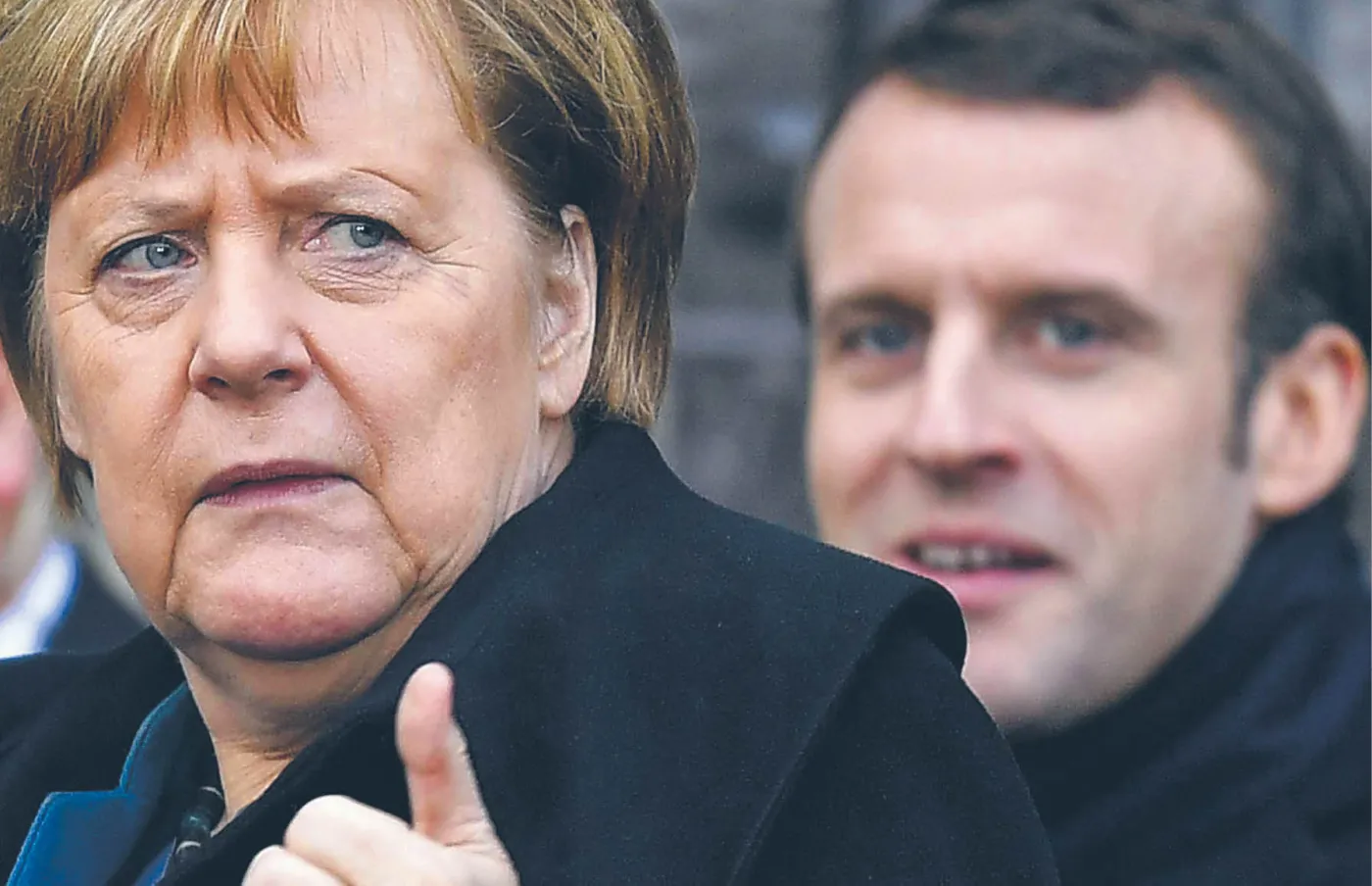 Merkel i Macron w separacji