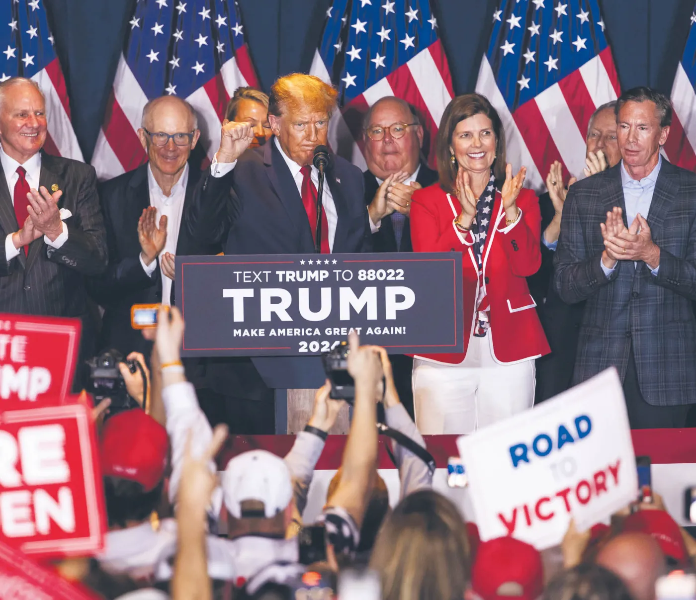Republikanie grupują się wokół Trumpa