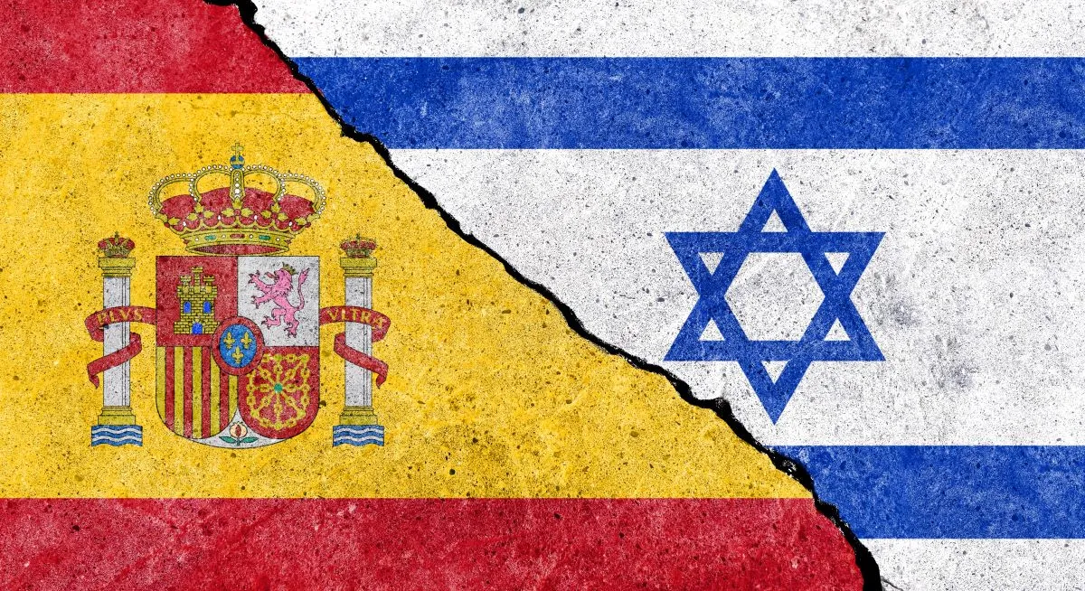 Hiszpańska ambasada w Teheranie znowu otwarta. Decyzję Madrytu krytykuje Izrael