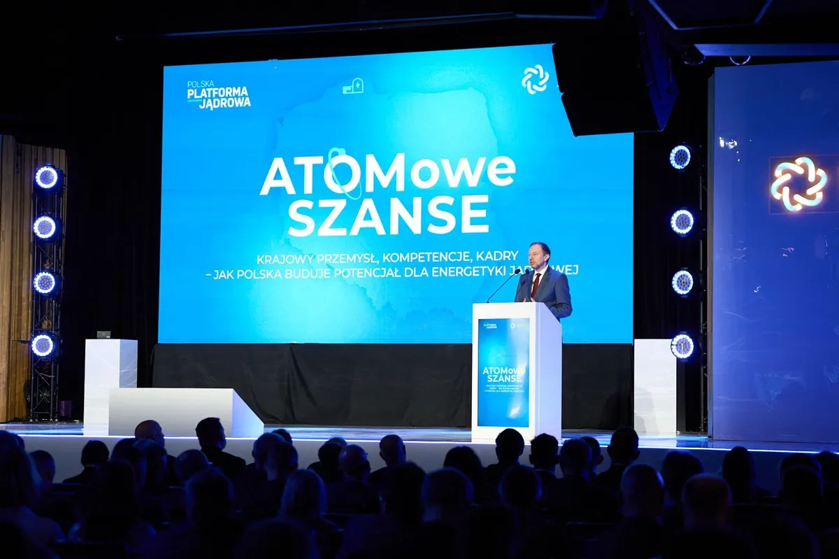 Atomowe szanse dla polskich firm, w tle miliardowe kontrakty