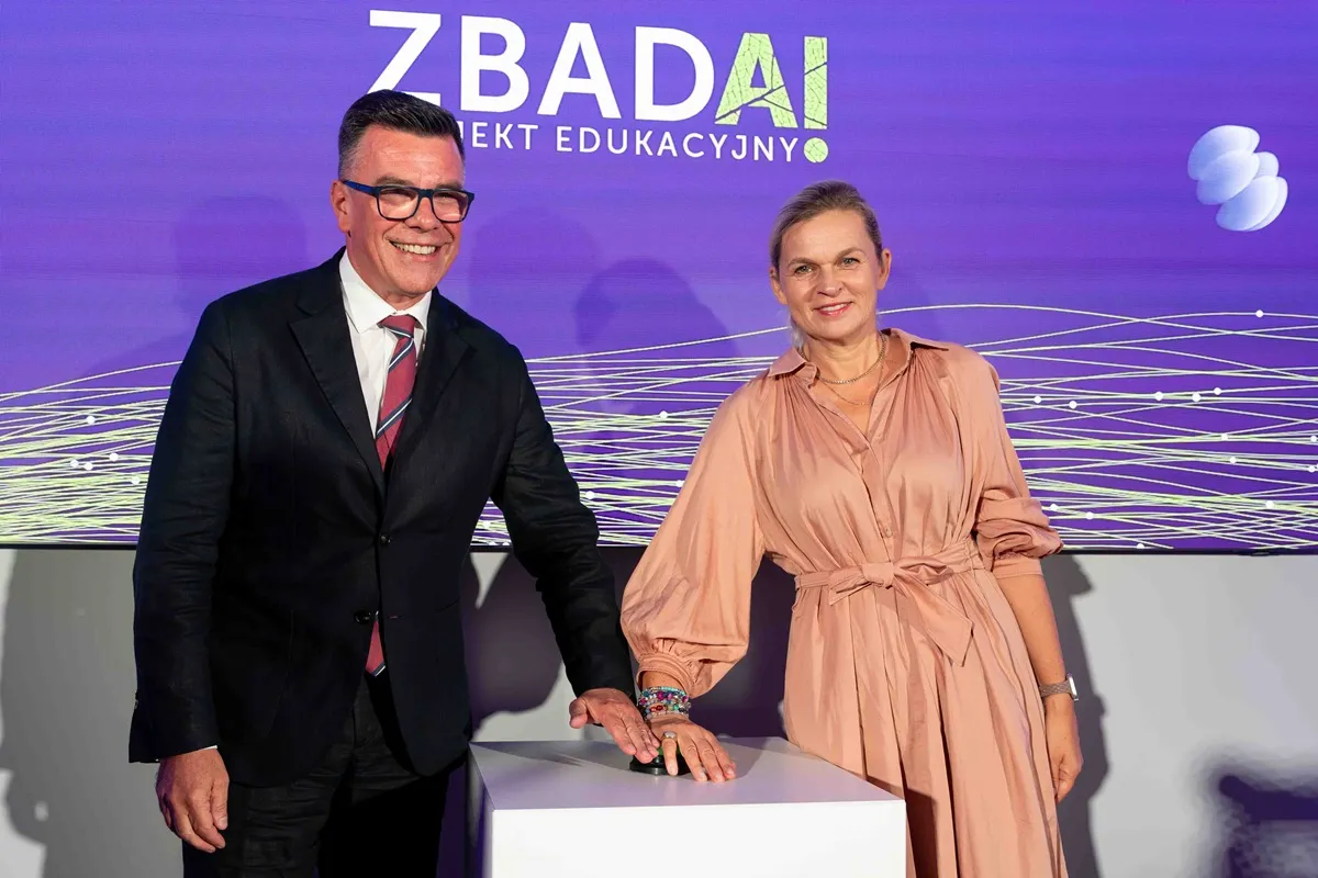 AI wchodzi do szkół, nauczyciele uczą się, jak nad nią panować