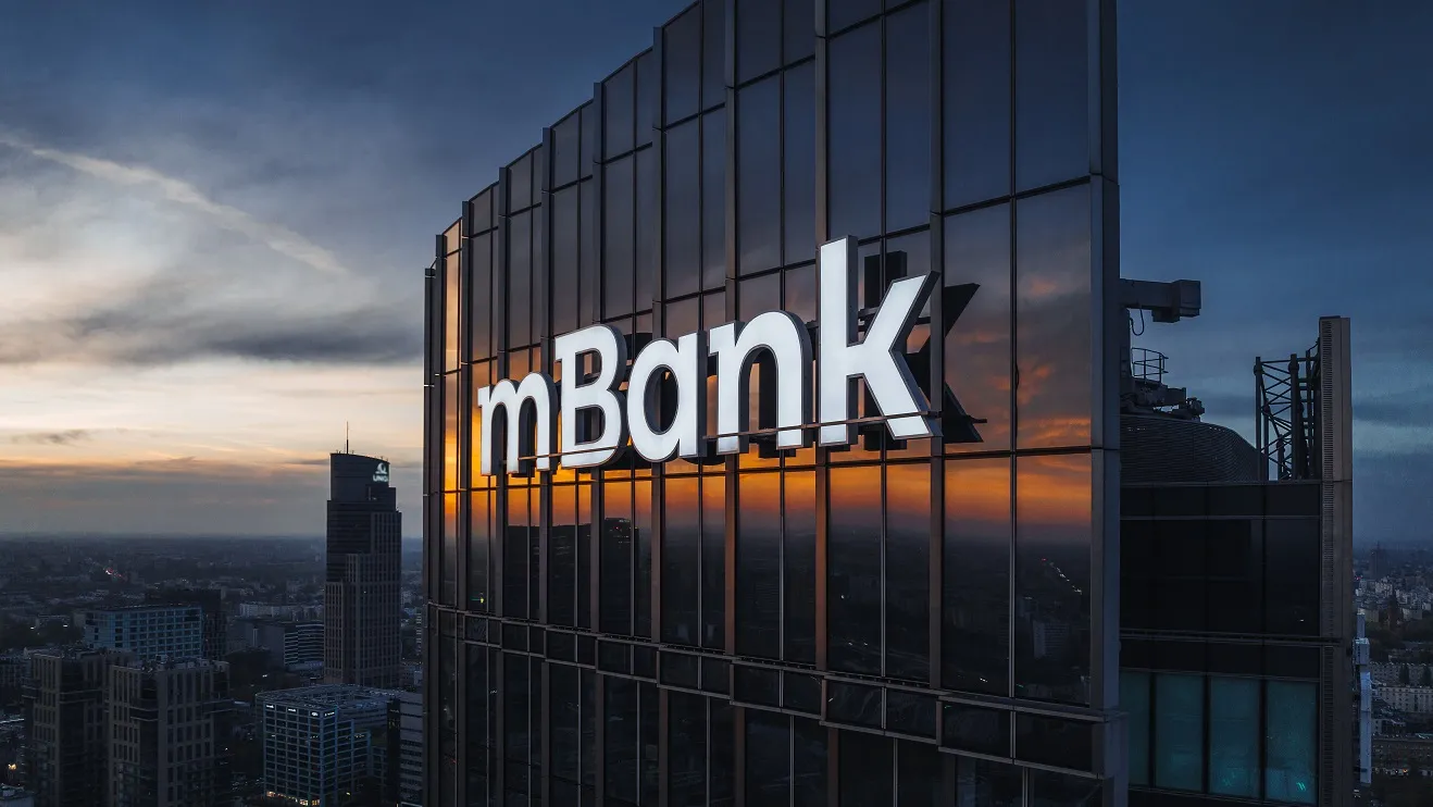 logo mBanku, siedziba mBanku